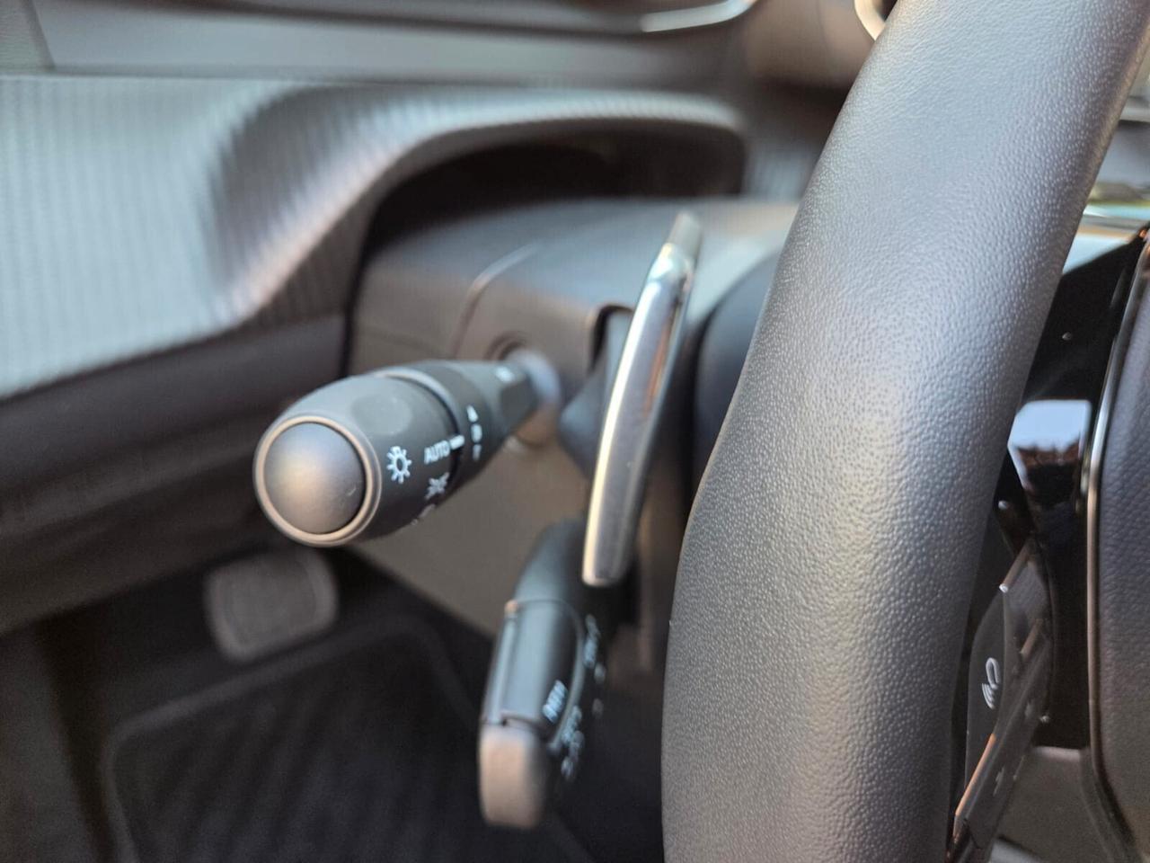 Peugeot 2008 Hybrid 136 e-DCS6 Style