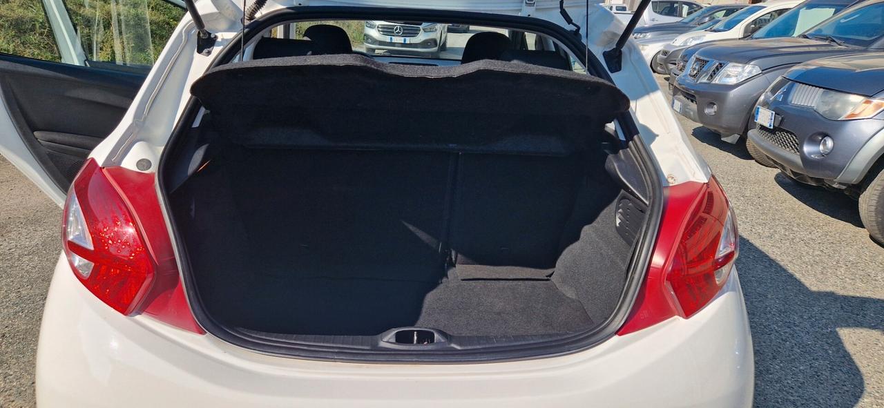 Peugeot 208 1.4 HDi 68 CV 5 P. unip.tagliandata