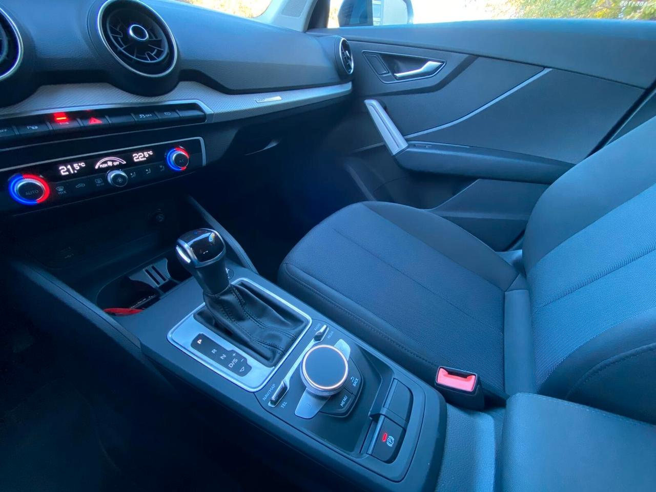 Audi Q2 30 TDI S tronic Business