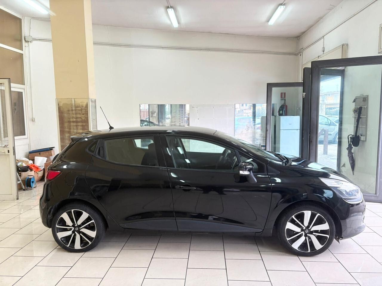 Renault Clio 1.2i GAS GPL NAVI EURO5