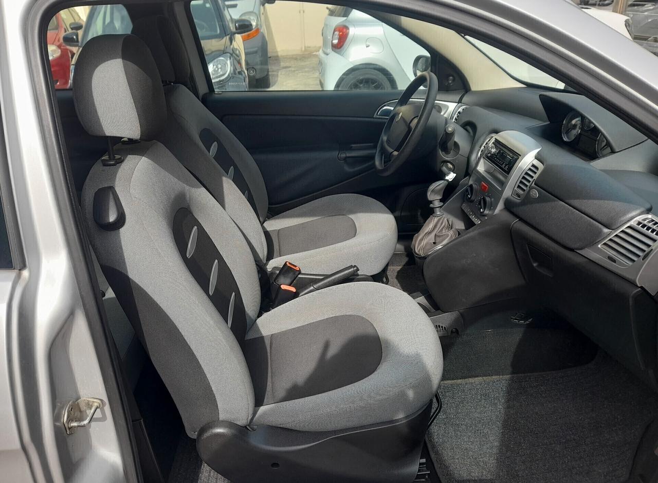 Lancia Ypsilon 1.2 Argento