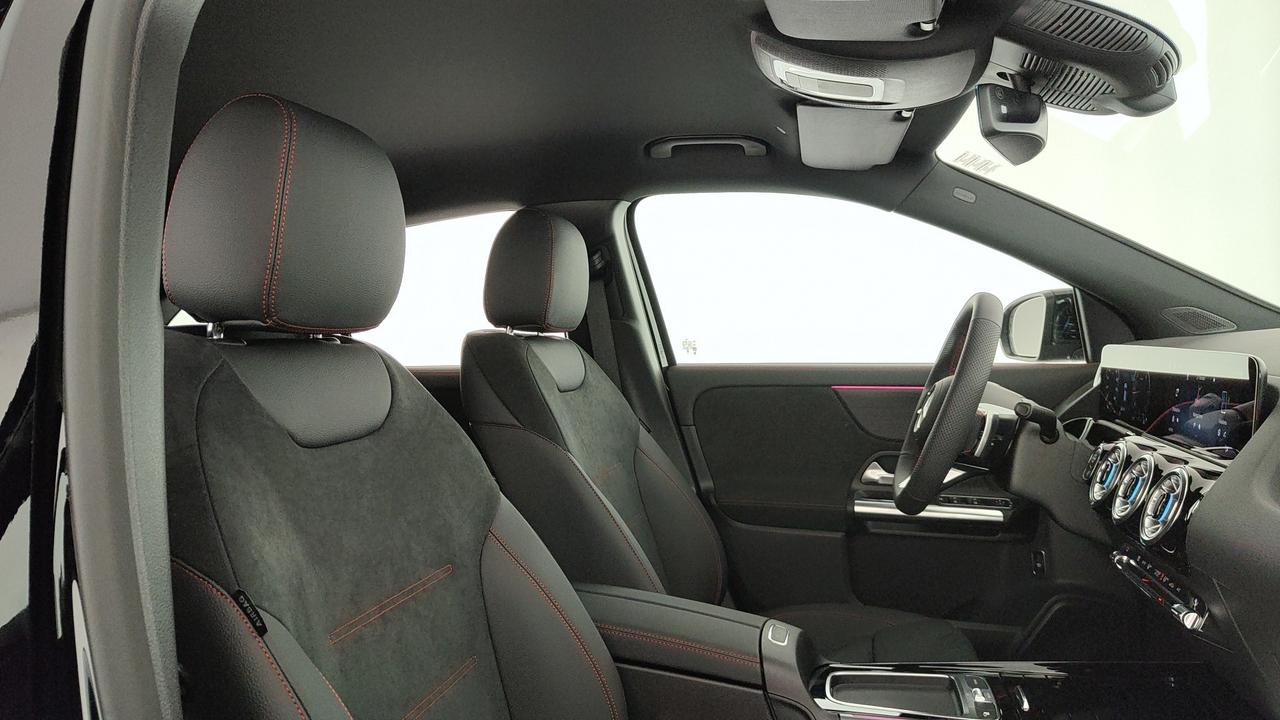 Mercedes-Benz GLA 180 d Automatic