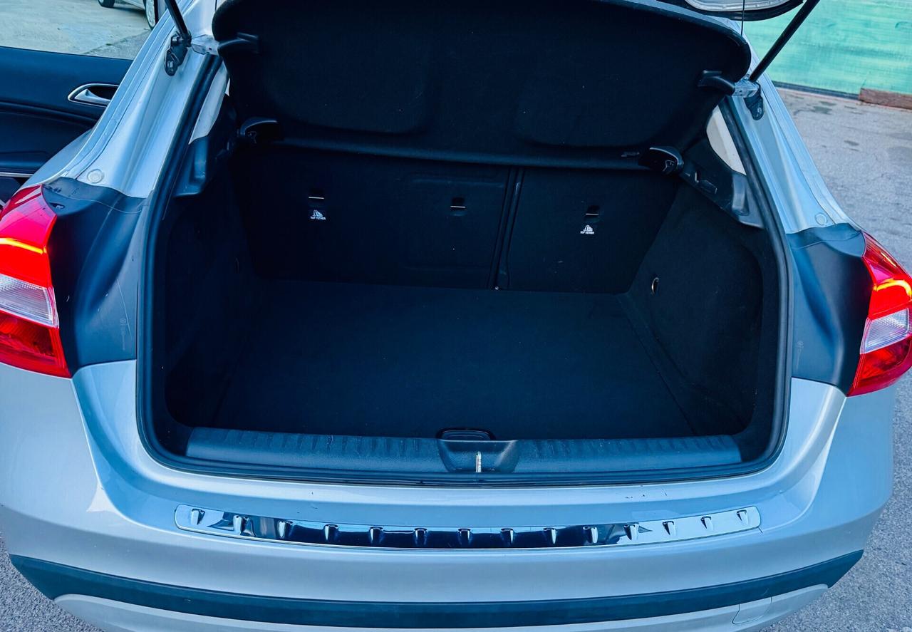 Mercedes-benz GLA 200 CDI Automatic Premium