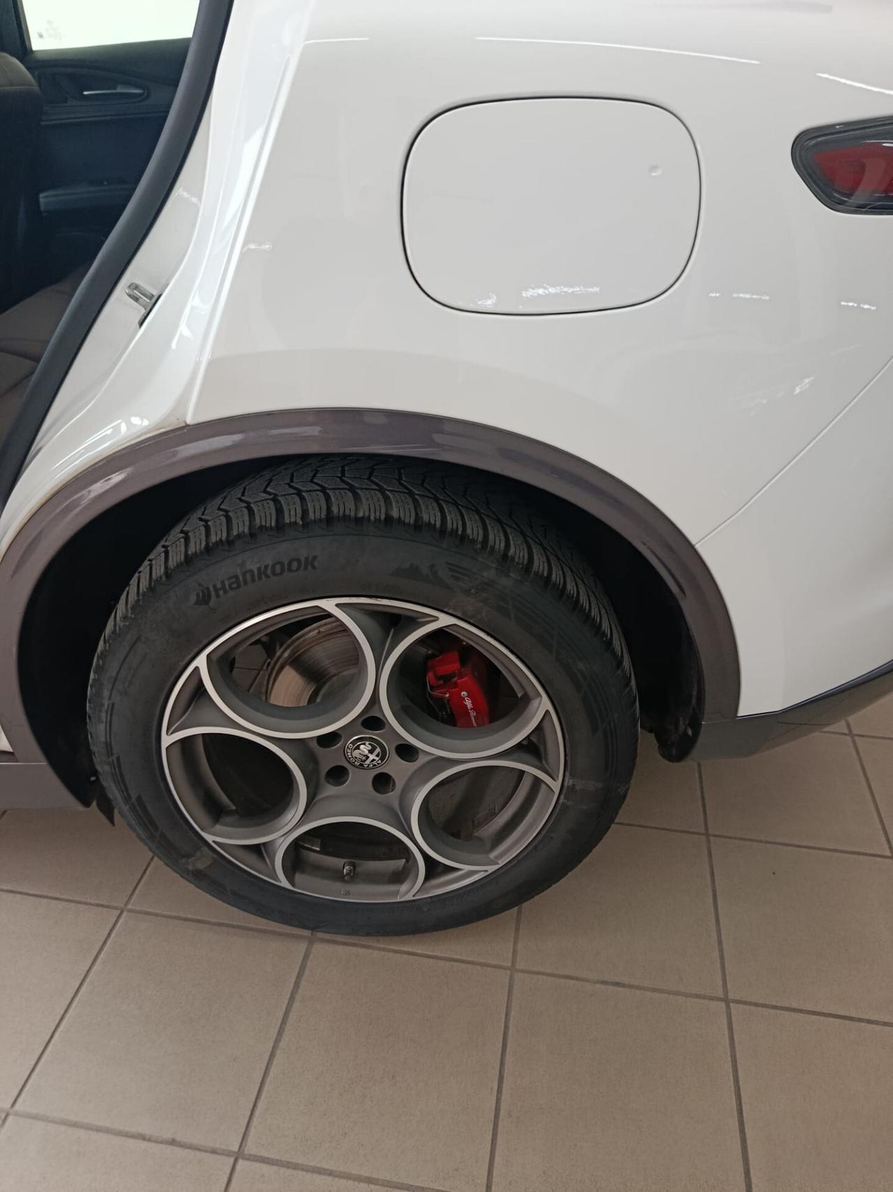Alfa Romeo Stelvio 2.2 Turbodiesel 160 CV AT8 RWD Ti
