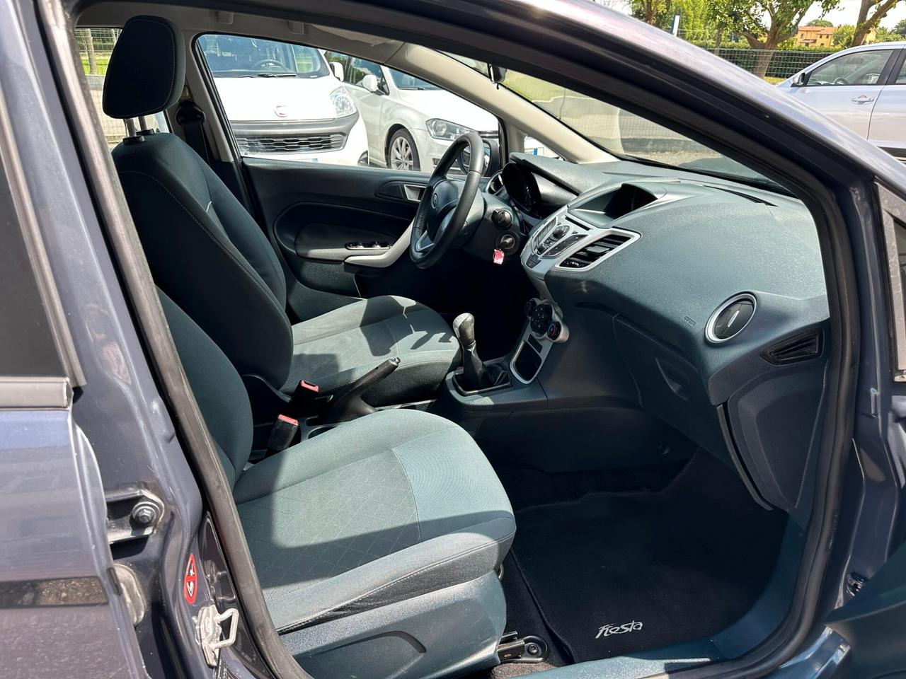 Ford Fiesta 1.4 TDCi 70CV 5 porte Titanium