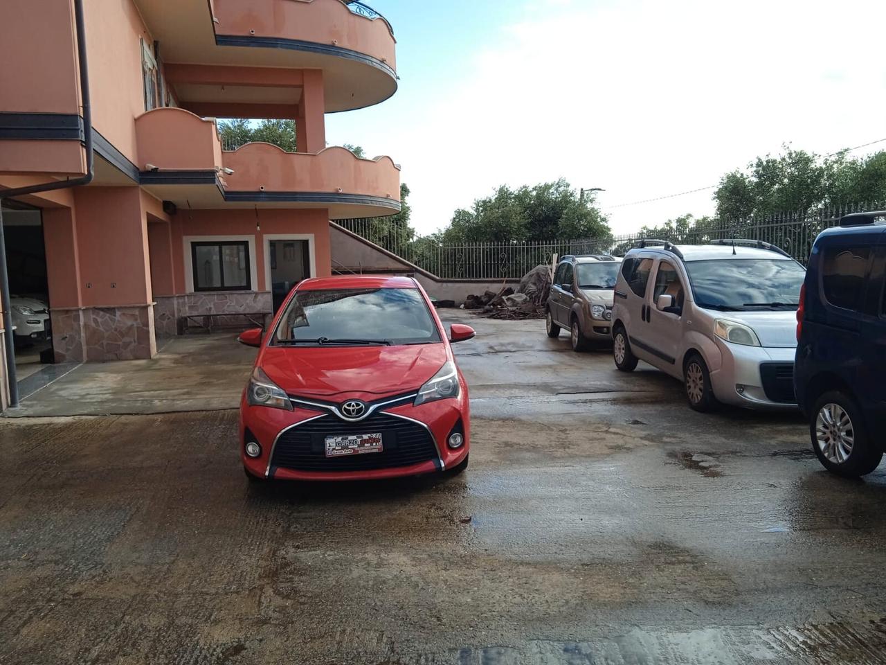 Toyota Yaris 1.4 D-4D 5 porte Lounge
