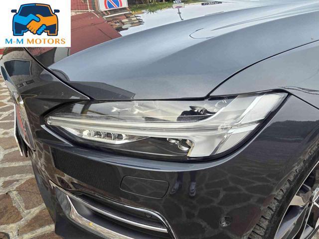 VOLVO V90 D4 AWD Geartronic Momentum