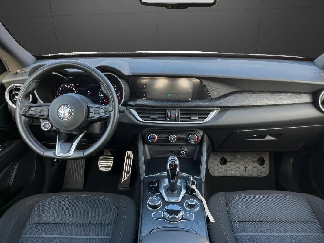 Alfa Romeo Stelvio 2.2 t Super rwd 160cv auto