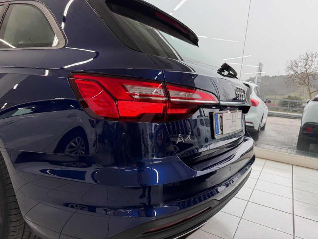 AUDI A4 Avant 30 TDI/136 CV S tronic Business