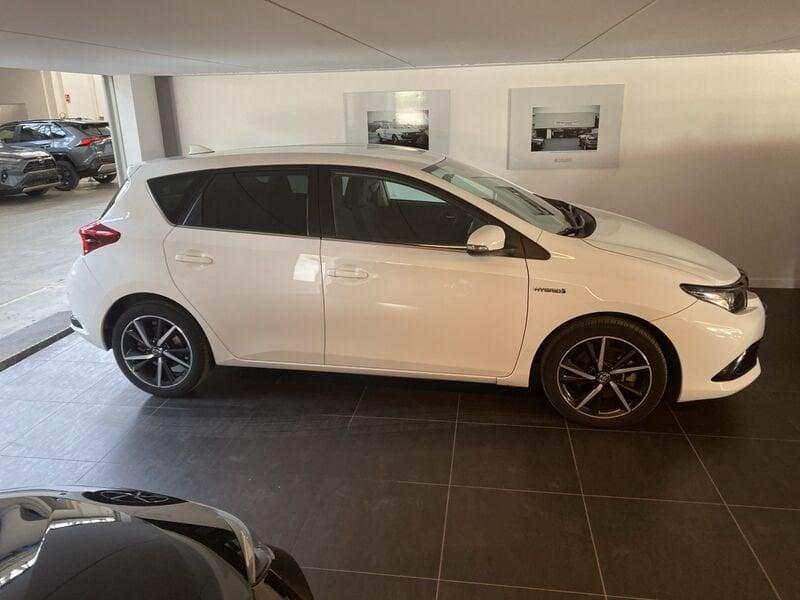 Toyota Auris 1.8 Hybrid Lounge