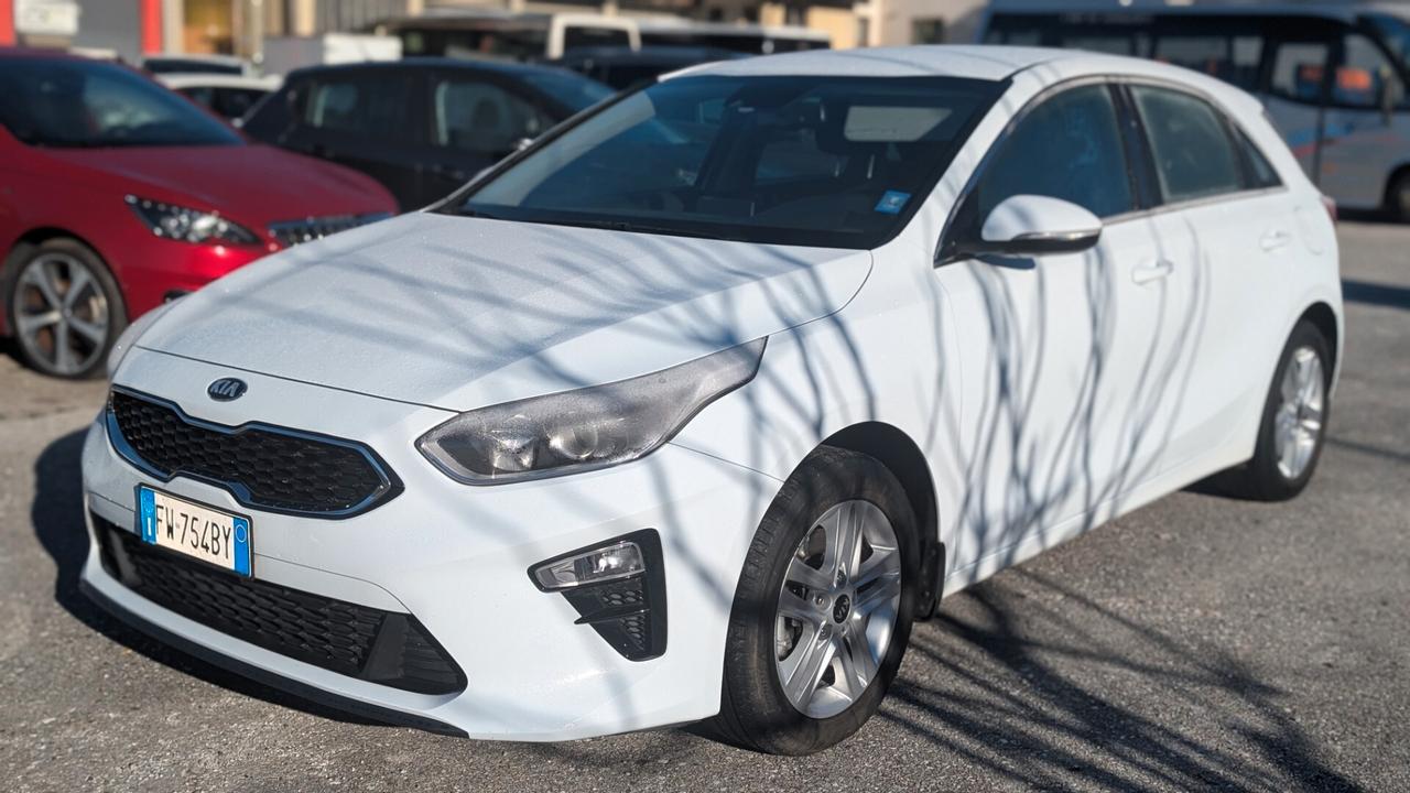 Kia Ceed 1.6 CRDi 115 CV 5p. Business Class