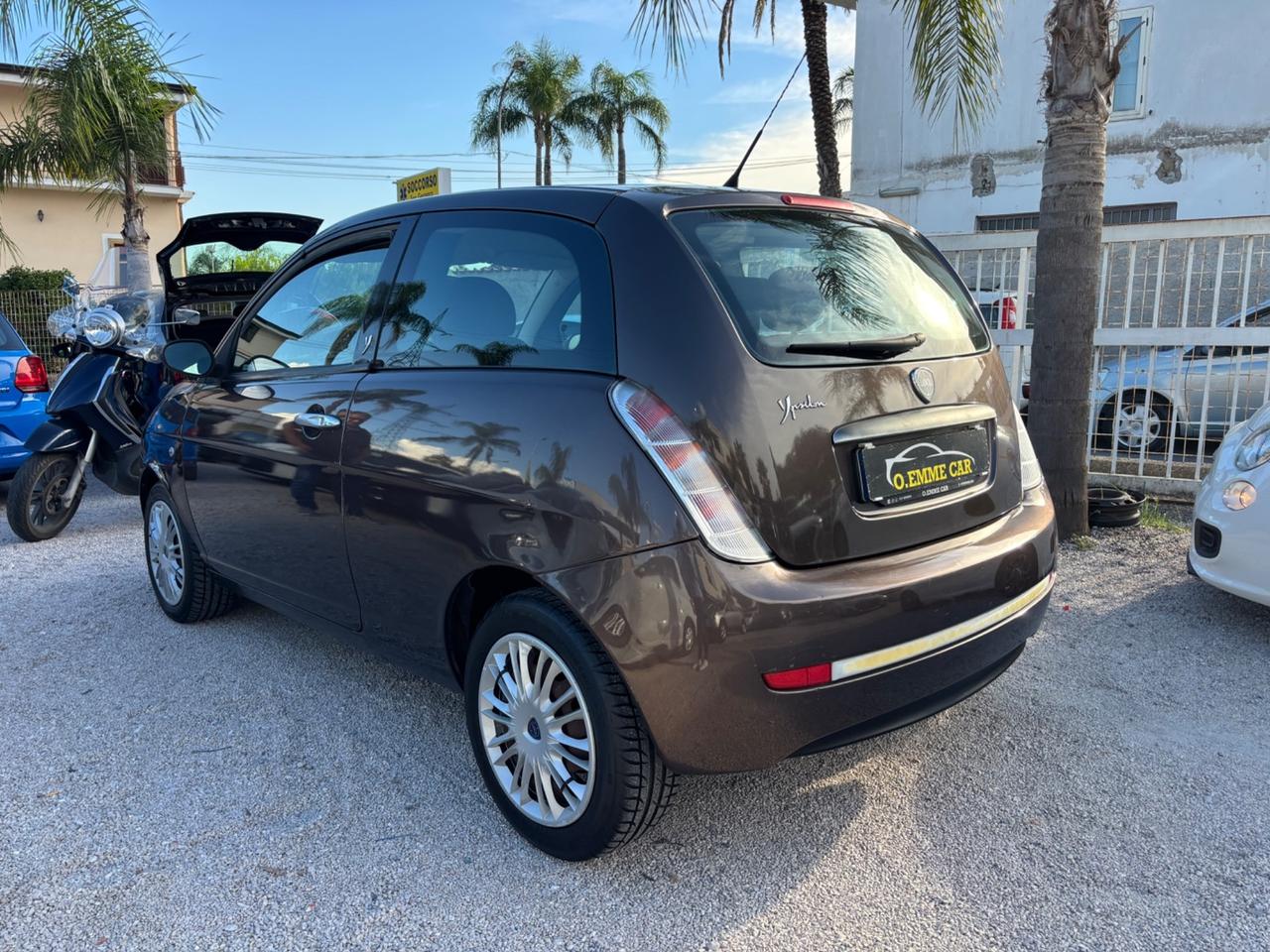 LANCIA YPSILON 1.2 BENZ 90.000KM