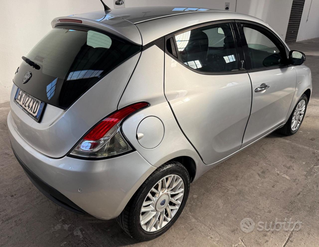 Lancia Ypsilon 1.2 Benzina 69 CV 5 porte Gold - 20
