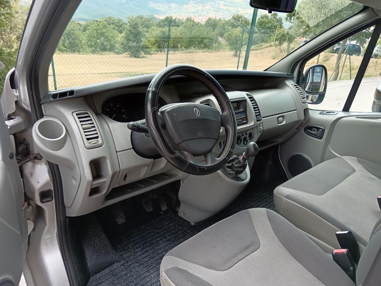 Renault Trafic 2.0 DCI 115CV 6 POSTI COMBI