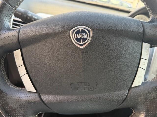 Lancia Ypsilon 1.2 69 CV Elle 11.2010 ok nep cv 11