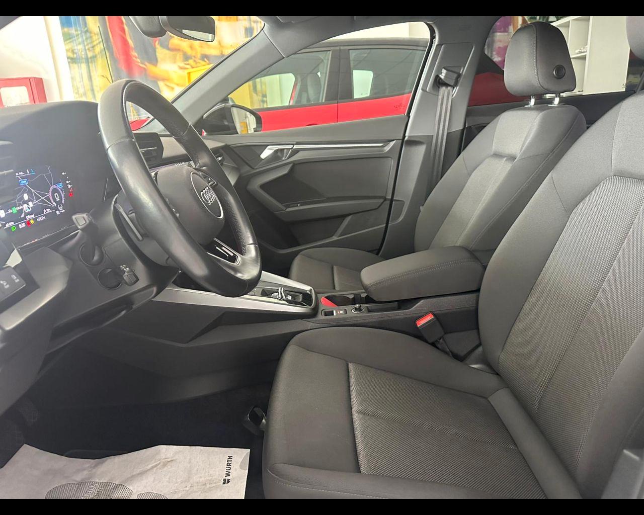 AUDI A3 SPB 35 TDI S tronic Business Advanced