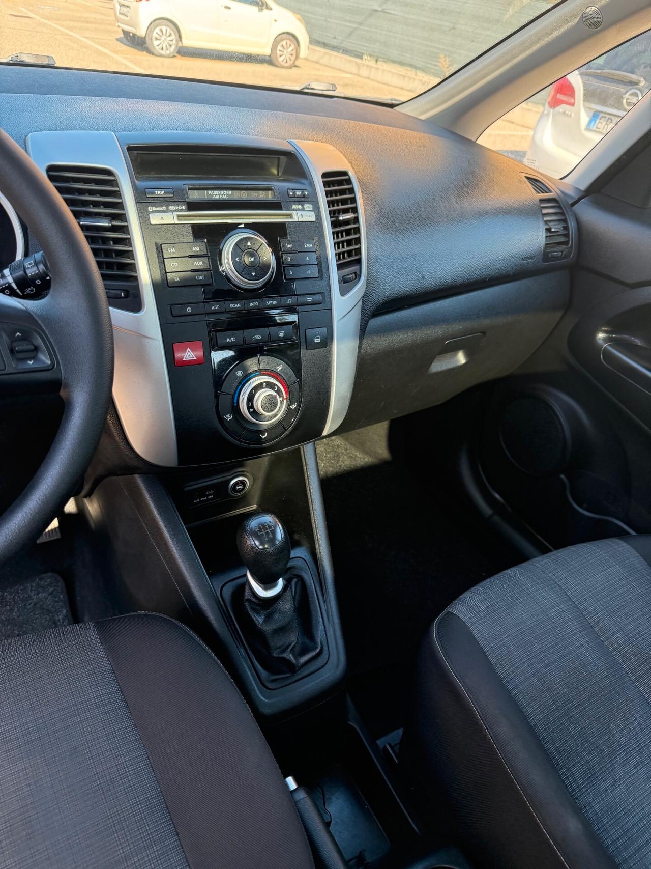 Kia Venga 1.4 GPL - NEOP. - TETTO - 12 MESI DI GARANZIA -