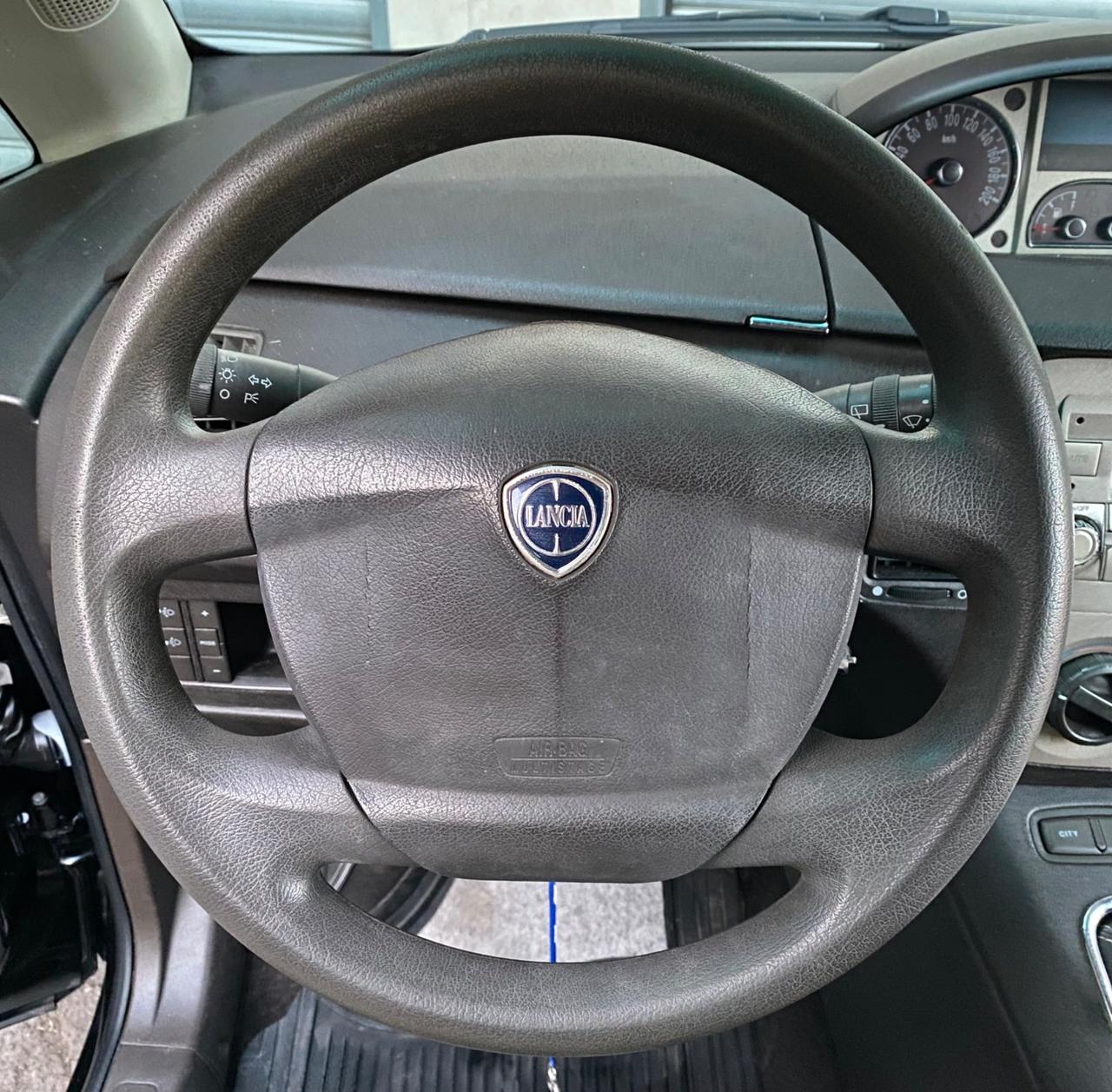 Lancia Musa 1.4 8V GPL 78cv Platino Ecochic
