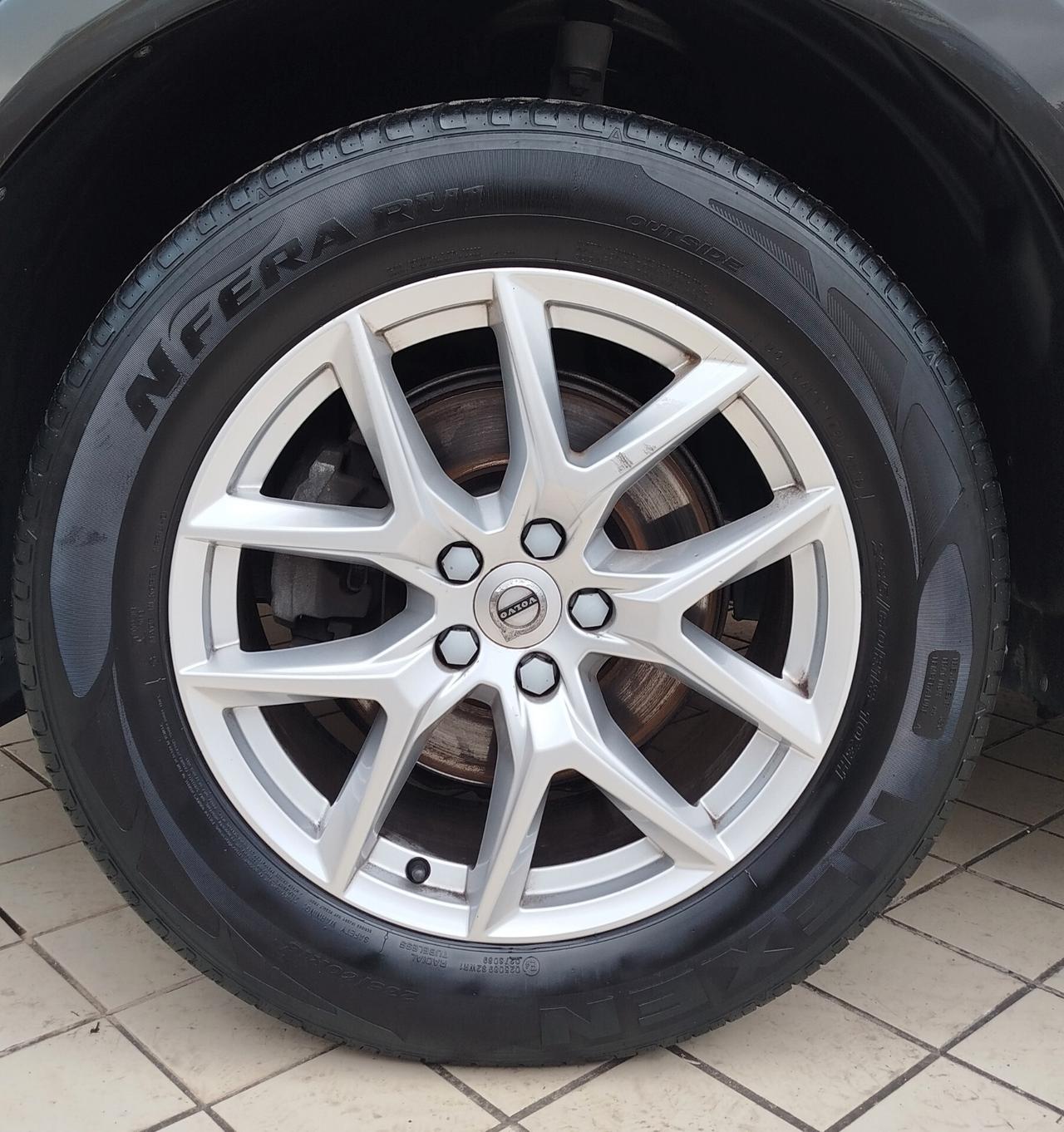 Volvo XC 60 XC60 D4 AWD Momentum Geartronic