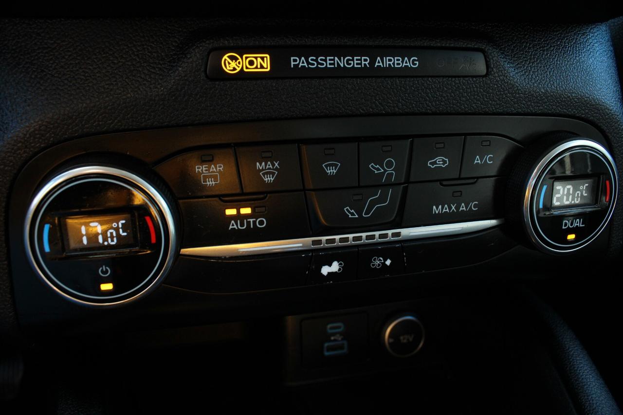 Ford Kuga 2.0 EcoBlue Hybrid 150 CV 2WD Vignale