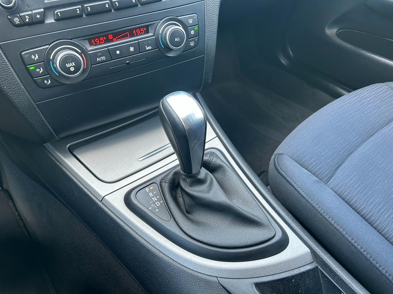 BMW 118D 143CV 5p. auto - OK NEOPATENTATI