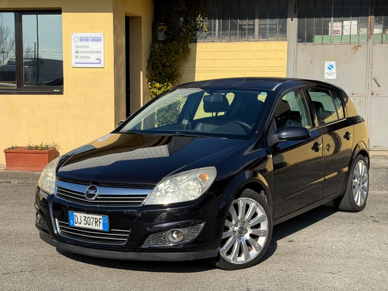 Opel Astra 1.7 CDTI 101CV 5 porte Cosmo