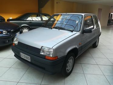 RENAULT Super 5