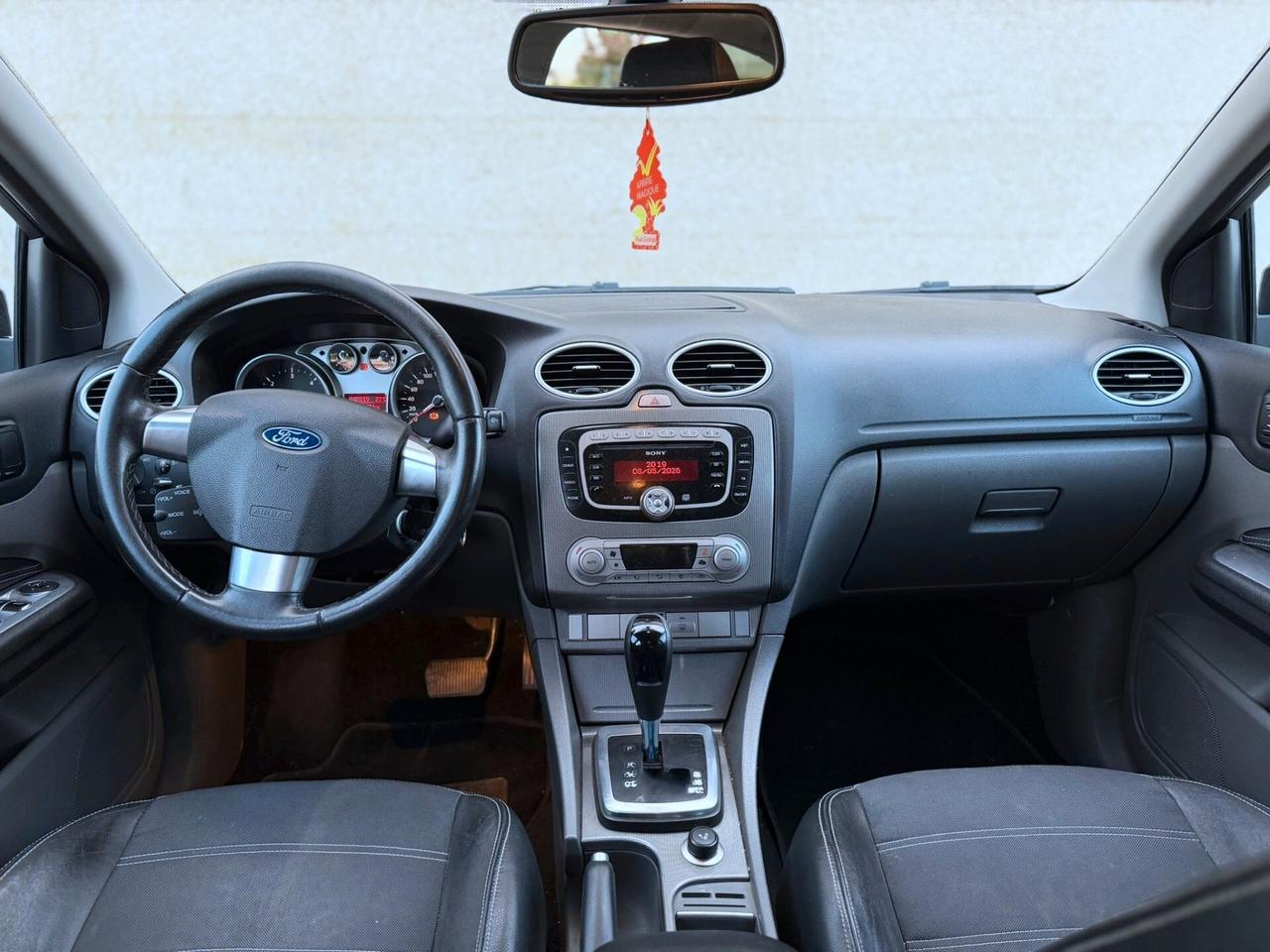 FORD FOCUS 2.0 TITANIUM CAMBIO AUTOMATICO