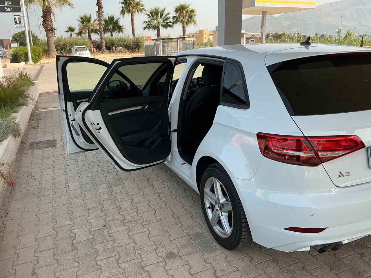 Audi A3 SPB 35 TDI S tronic Design