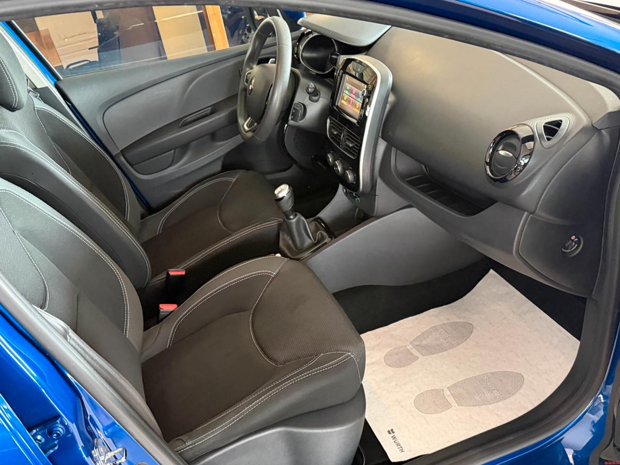 Renault Clio 1.5 DCI 90 cv. BUSINESS (Nav)