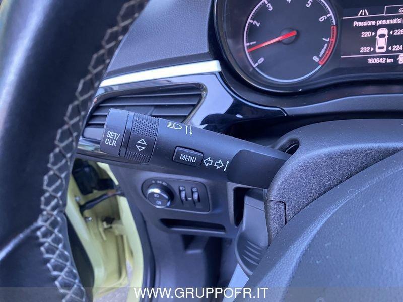 Opel Corsa 1.2 Coupé b-Color