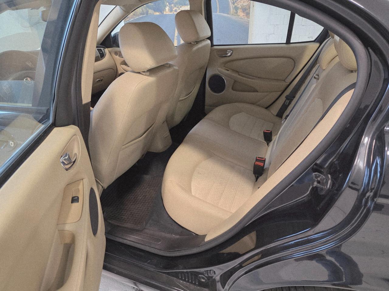 Jaguar X-Type 2.2D cat aut. Premium Luxury cDPF