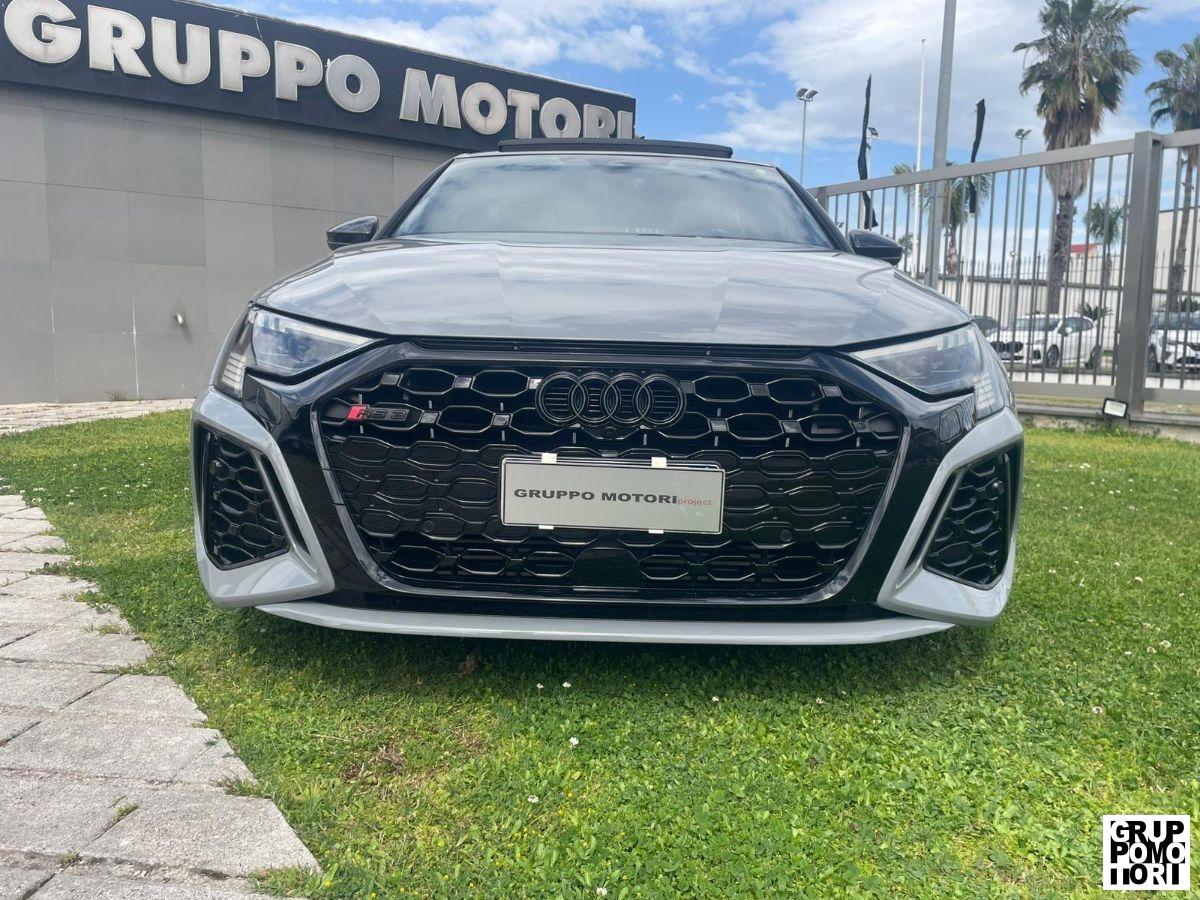 AUDI - RS3 - 2.5 SPB TFSI quattro S tronic