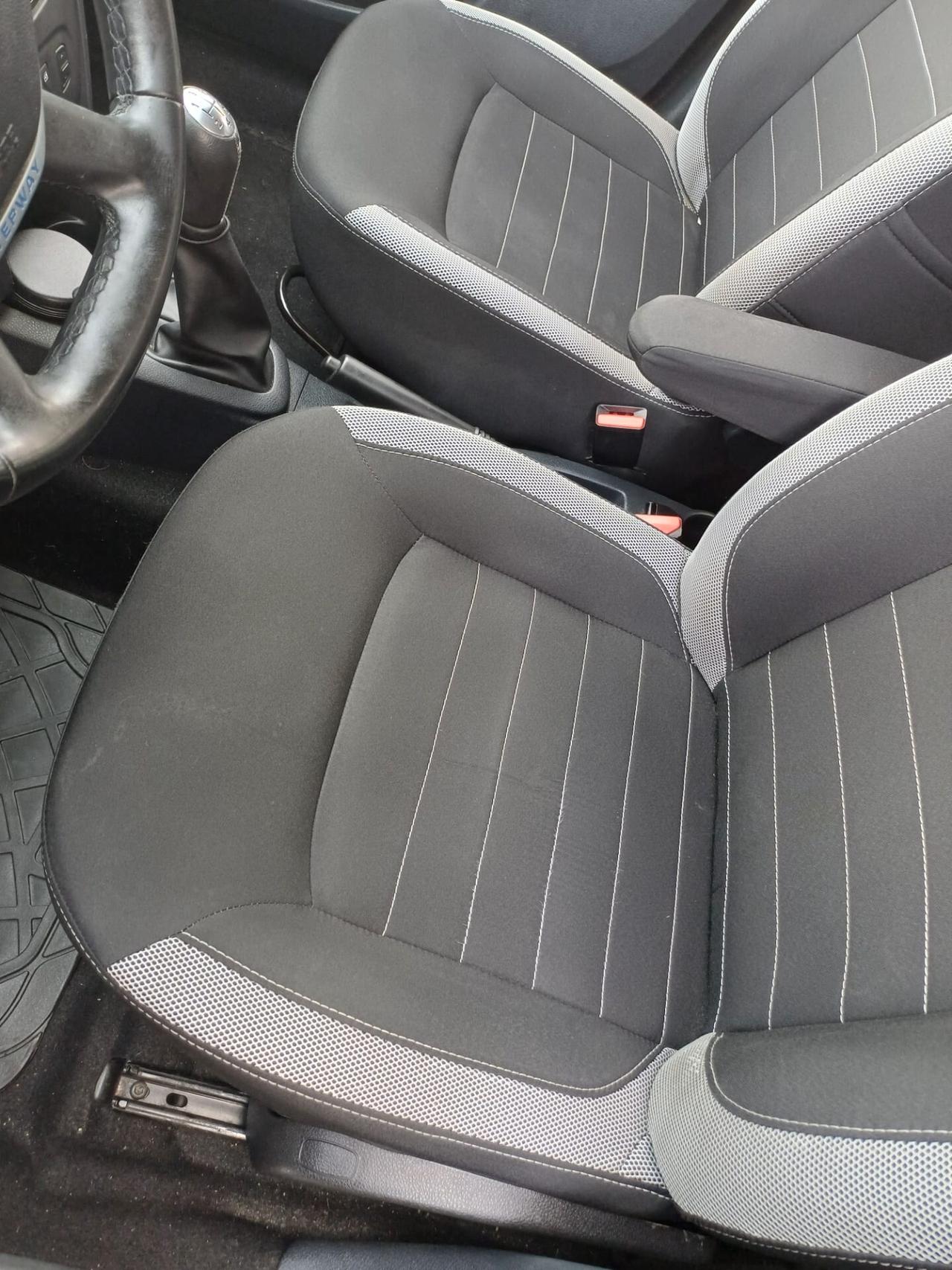 Dacia Sandero Stepway 1.5 dCi PERFETTA- 2020