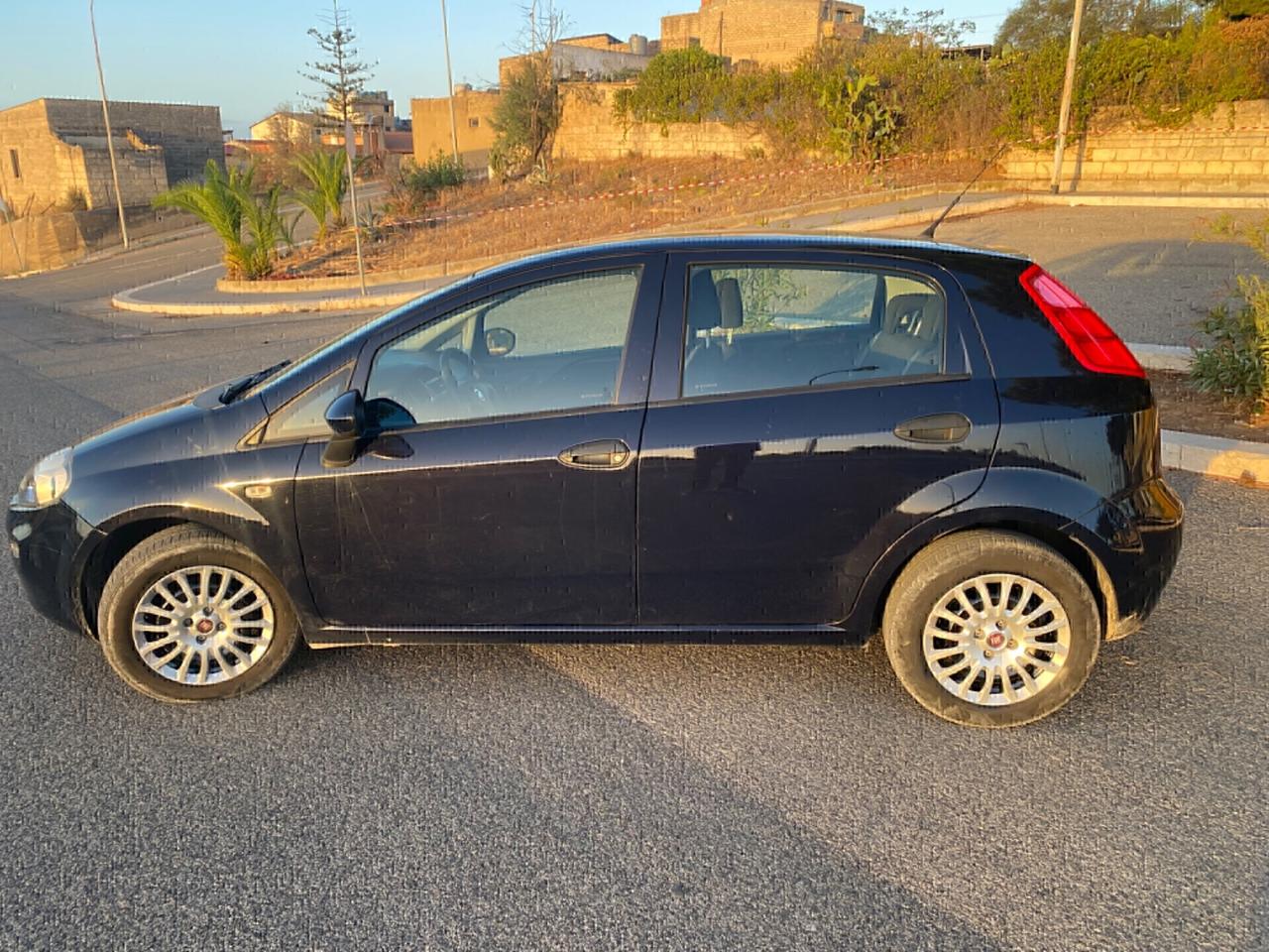 Fiat Punto 1.3 MJT II S&S 95 CV 5 porte Street