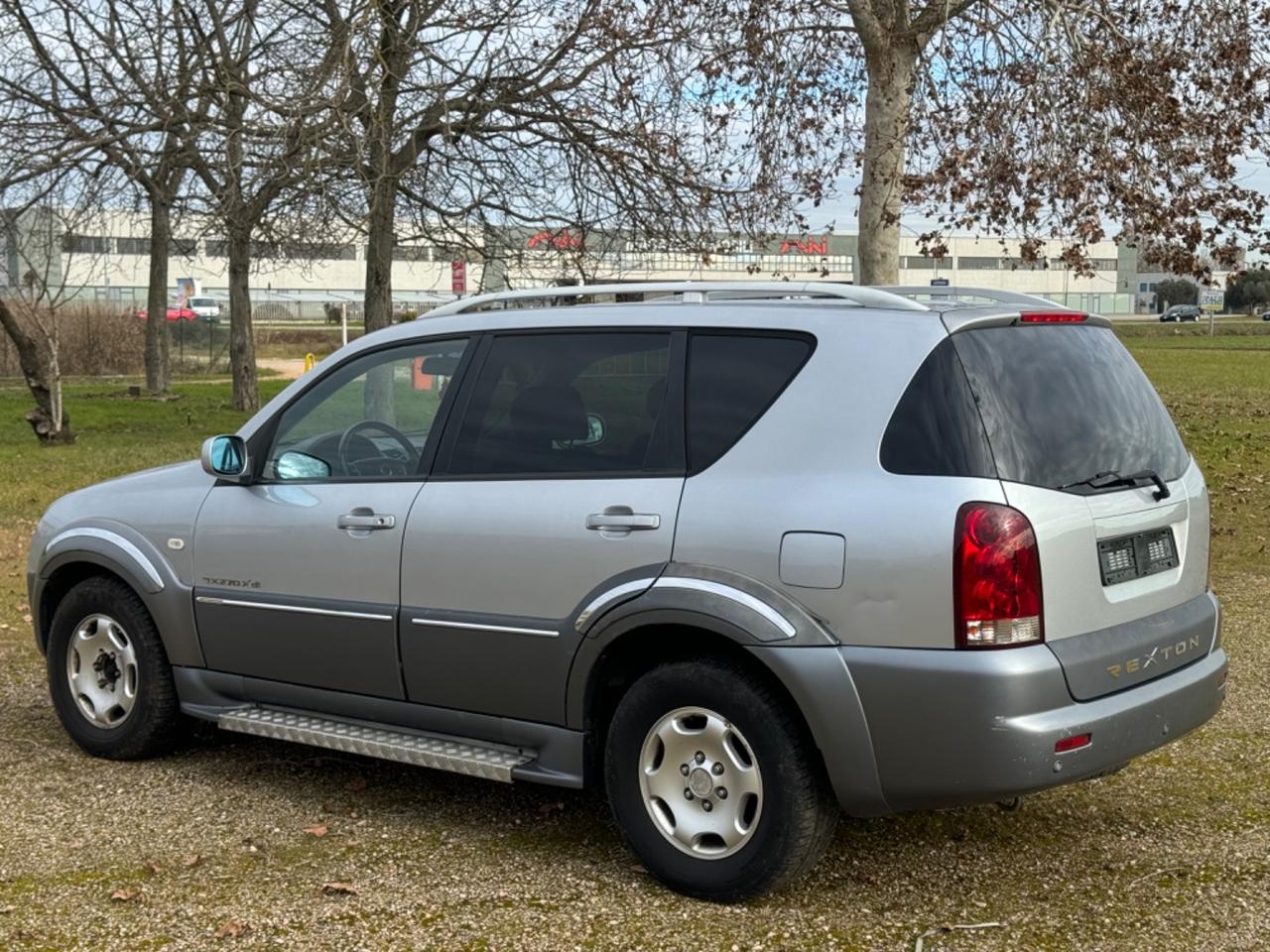 Ssangyong REXTON 2.7 XDi 165cv 7 Posti Per export Demolito