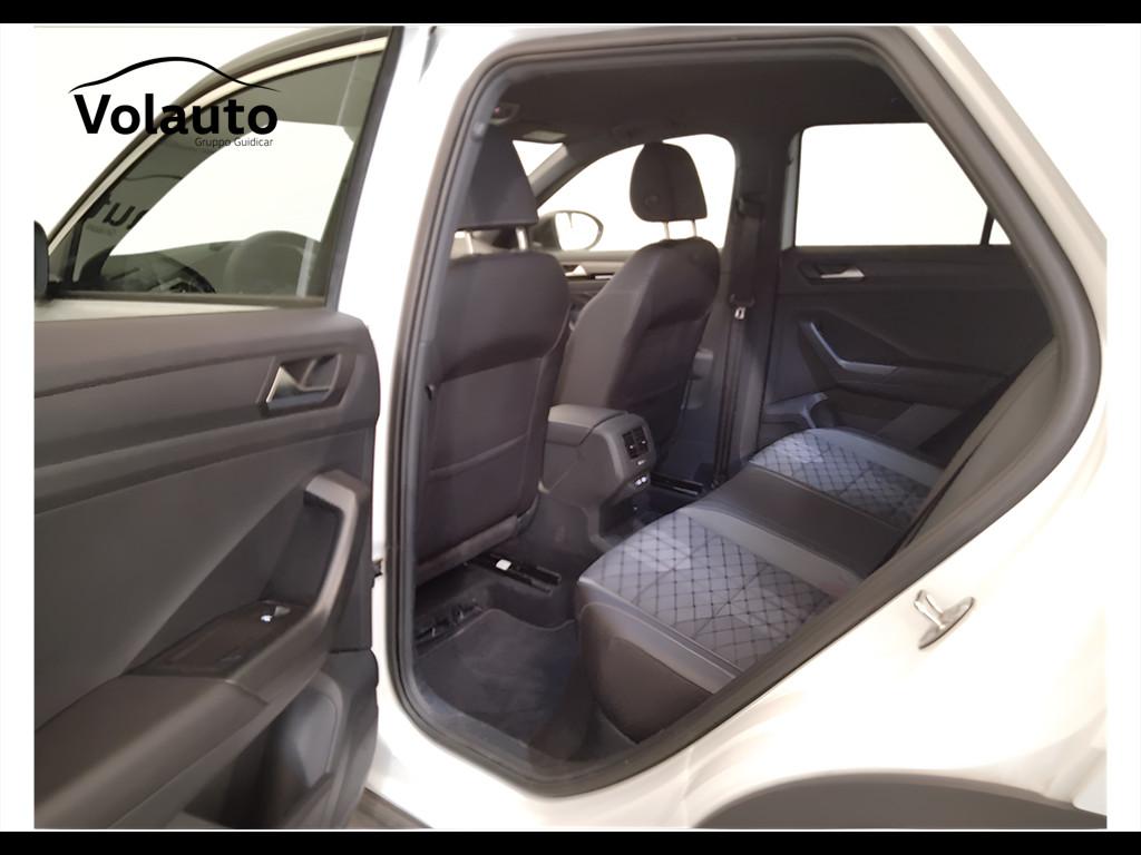 VOLKSWAGEN T-Roc 2022 - T-Roc 1.0 tsi R-Line 110cv