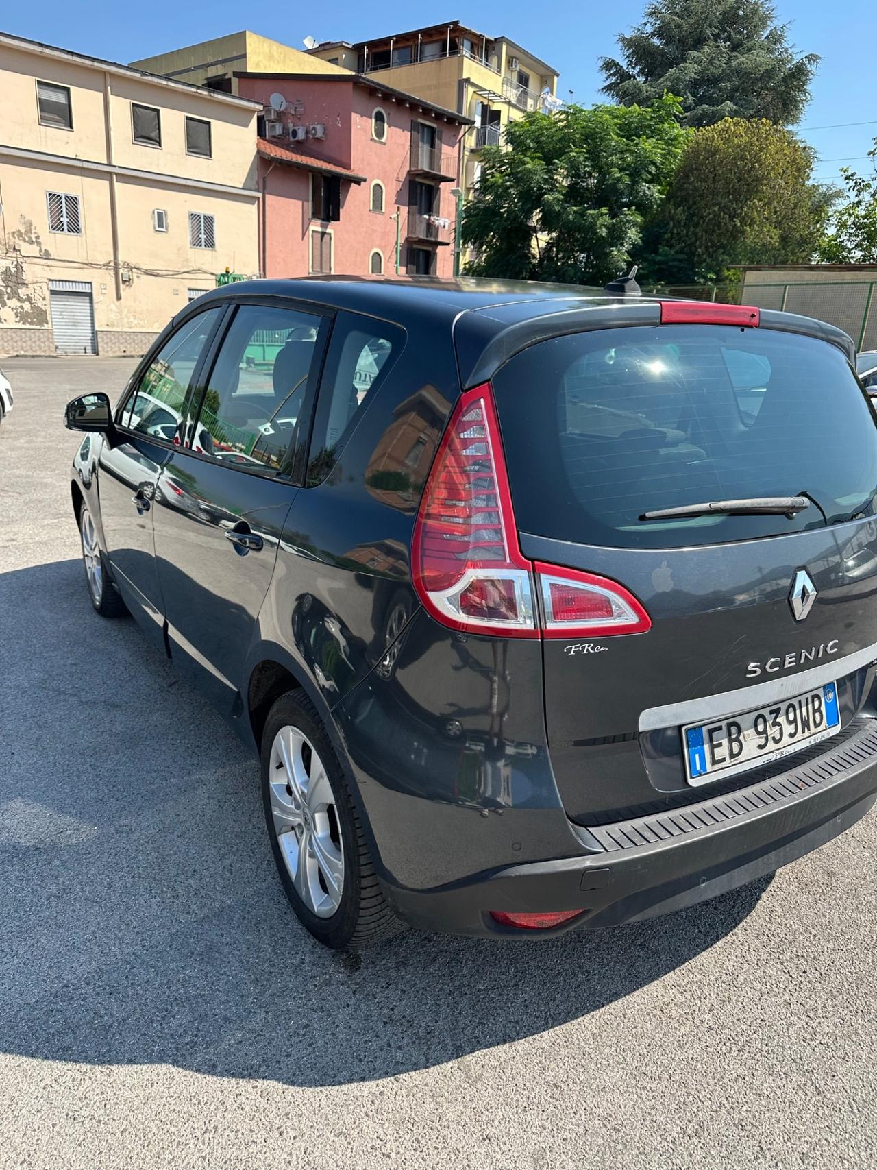 Renault Scenic Scénic X-Mod 1.5 dCi 110CV Luxe