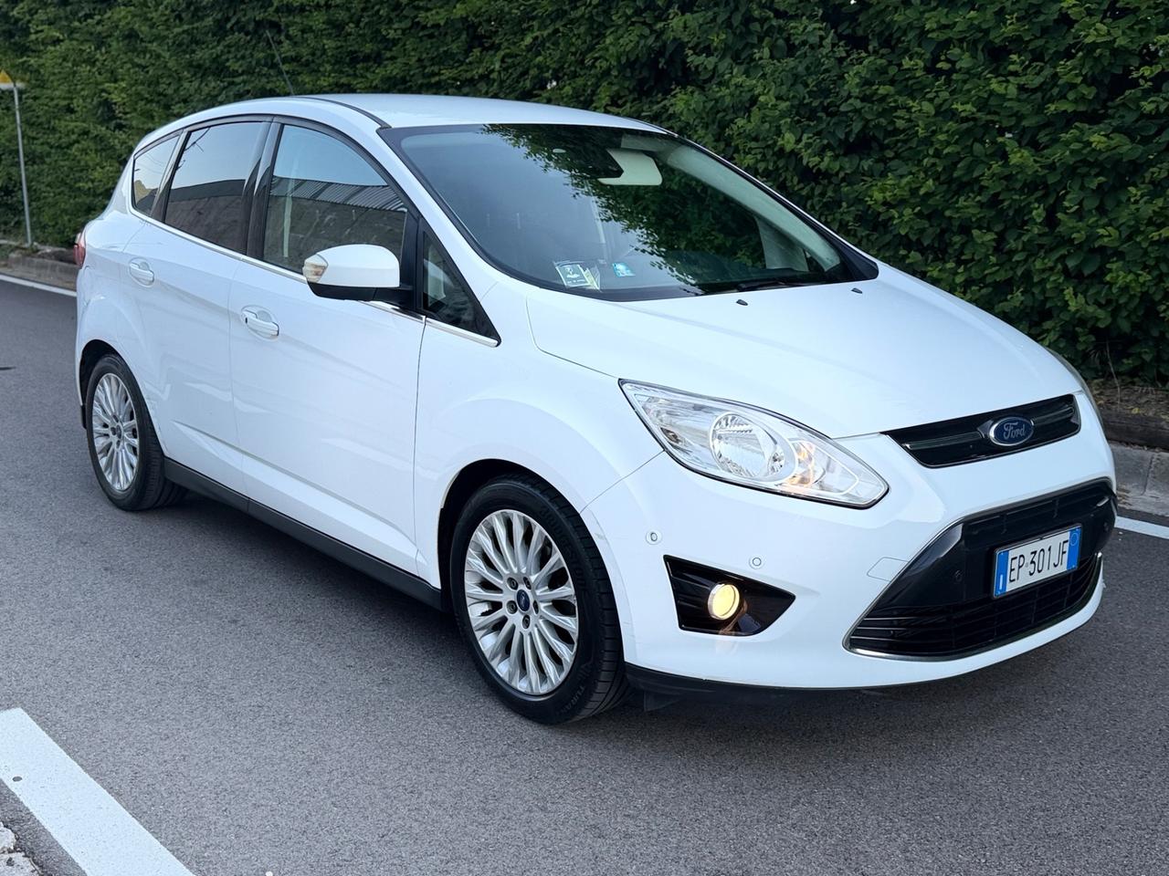 Ford C-Max 1.6 TDCi 115CV Titanium ok neopatentati