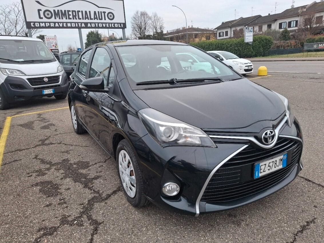 Toyota Yaris 1.0 5 porte Lounge