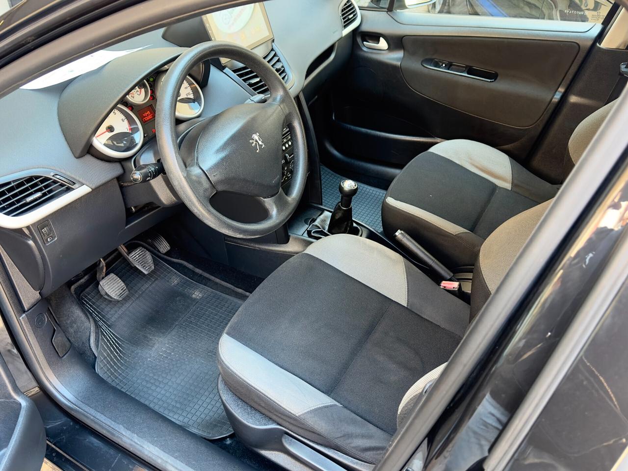 Peugeot 207 1.4 VTi 95CV SW XS Ciel
