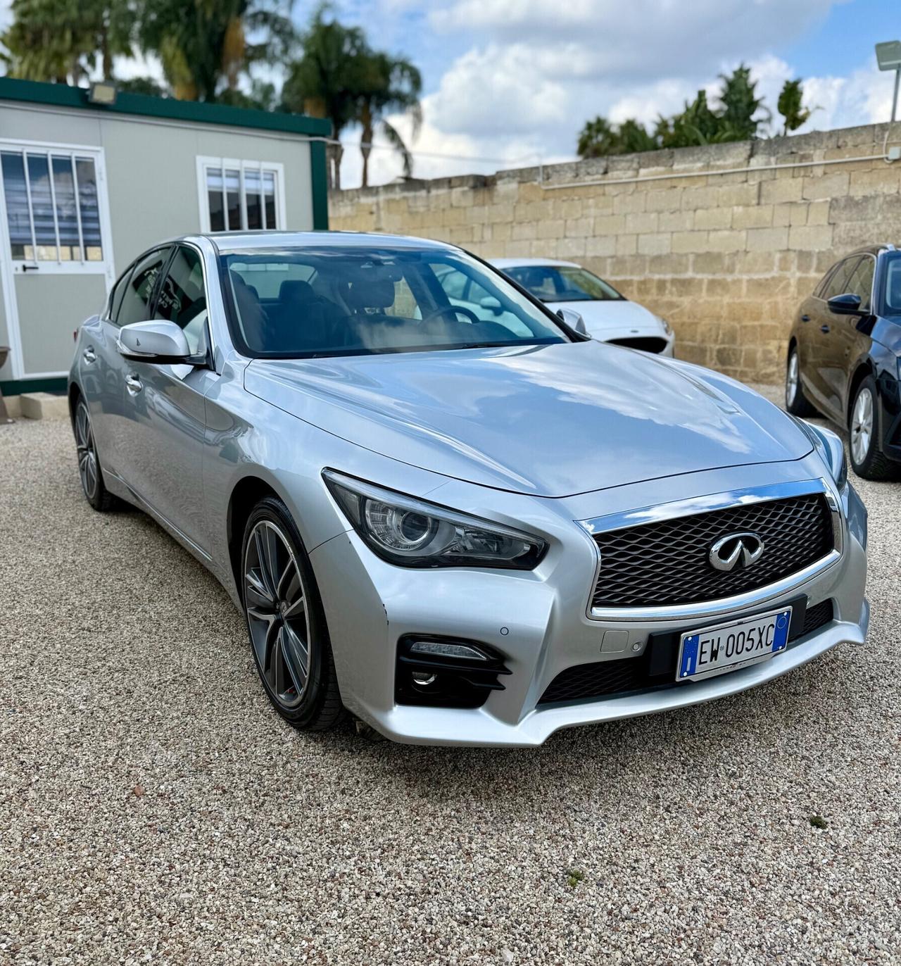 Infiniti Q50 2.2 diesel AT Sport