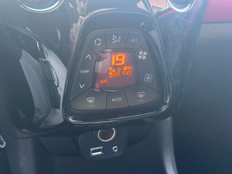 Toyota Aygo 1.0 VVT-i MMT x-play