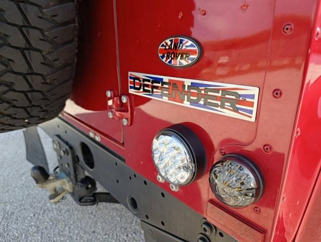 Land Rover Defender 90 SW 2.2 td SW