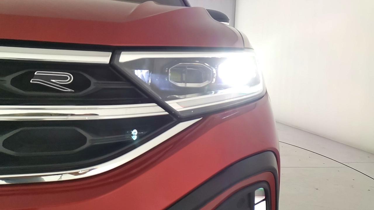 VOLKSWAGEN T-Roc 2022 - T-Roc 1.0 tsi R-Line 110cv