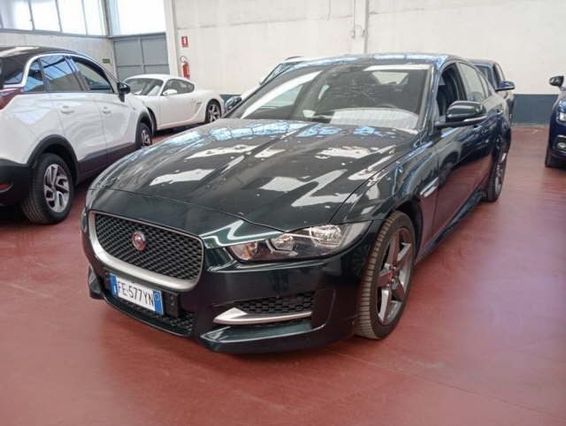 JAGUAR XE 2.0 D Turbo 180cv AWD R-Sport auto 18 EURO6