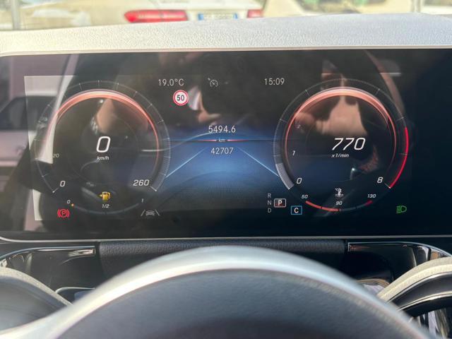 MERCEDES-BENZ B 180 Automatic Premium