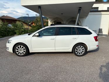 Skoda Octavia 1.6 TDI CR 105 CV DSG Ambition