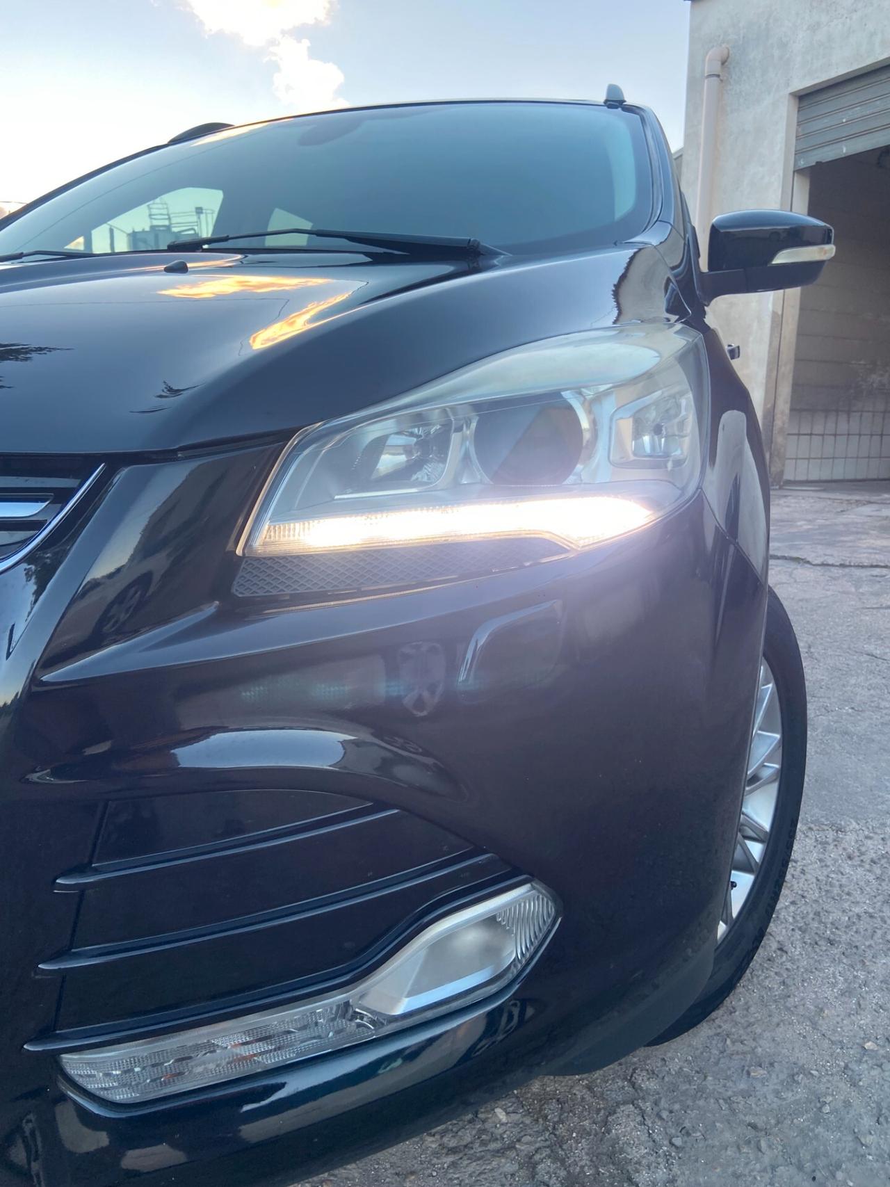 Ford Kuga 2.0 TDCI 4WD Titanium CAMBIO AUTOMATICO NUOVO