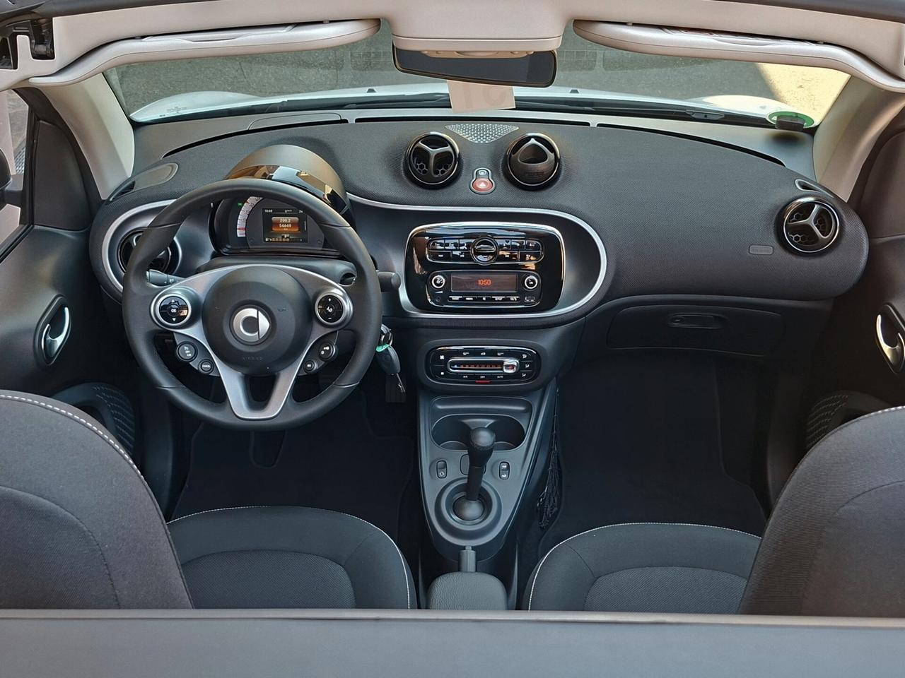 Smart ForTwo 90 0.9 T twinamic cabrio Passion Capote Rossa